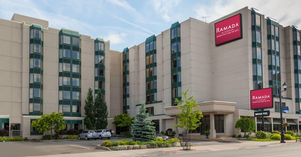 Ramada By Wyndham Niagara Falls Near The Falls Экстерьер фото
