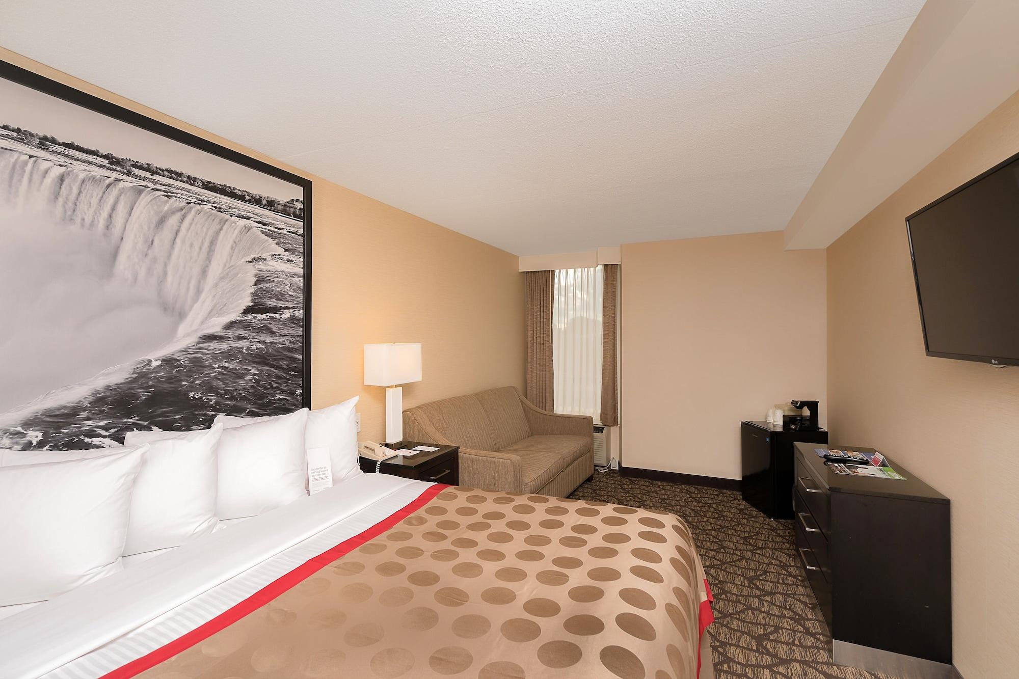 Ramada By Wyndham Niagara Falls Near The Falls Экстерьер фото